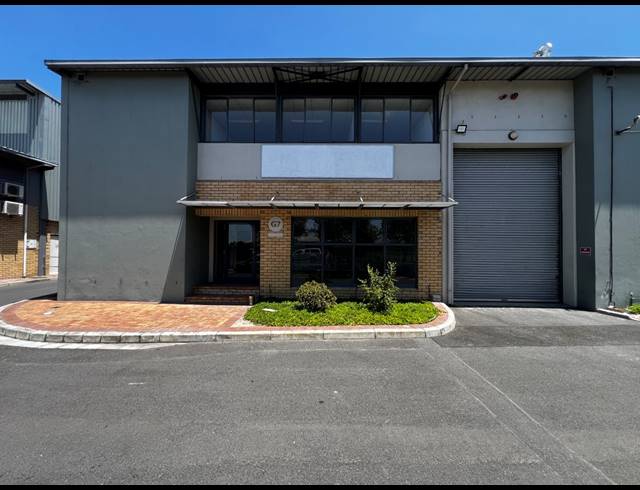 401M² WAREHOUSE TO LET IN AIRPORT INDUSTRIA